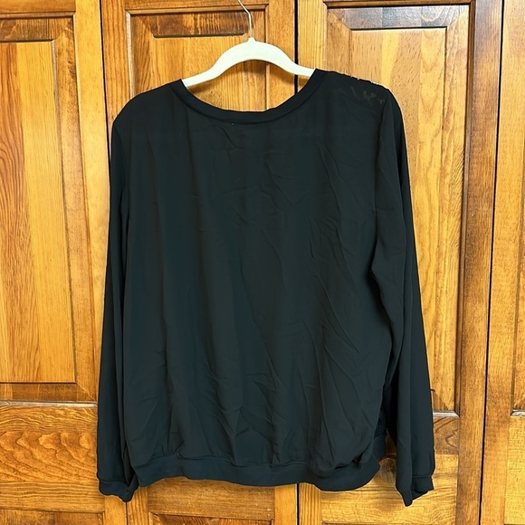 Loft Black Longsleeved Paisley Lace Front Crew Neck Dressy Career Blouse XL - Picture 3 of 7